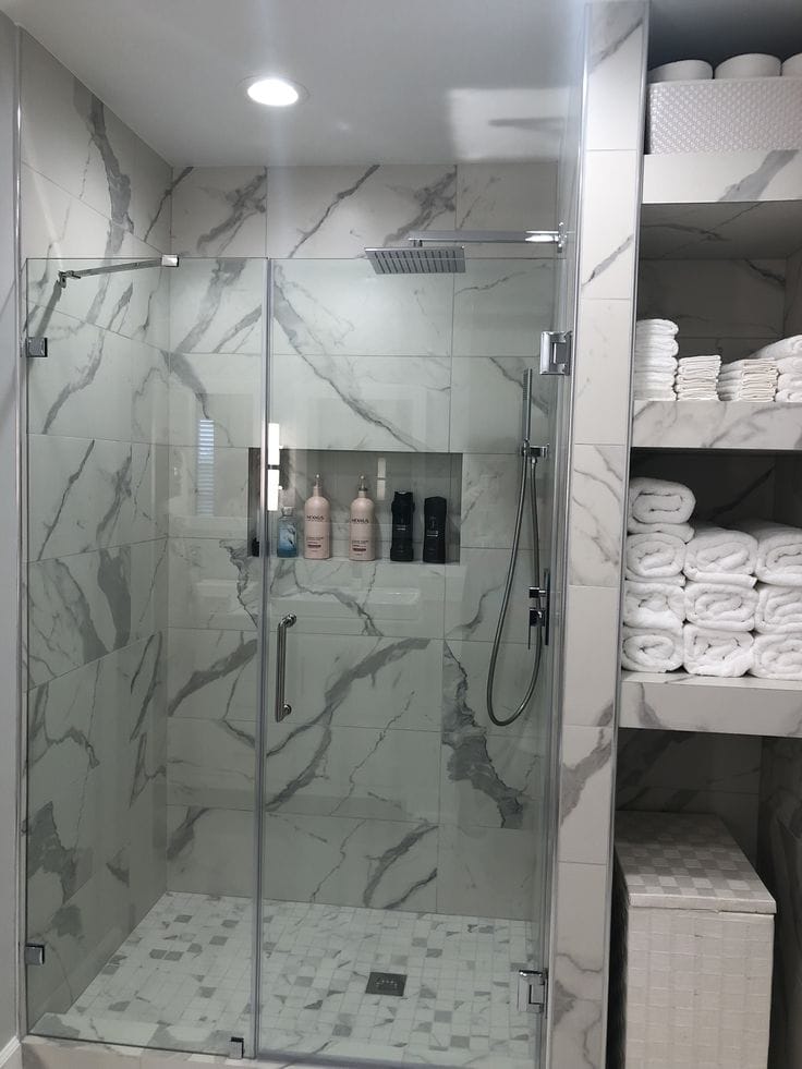 Pintu kaca kamar mandi